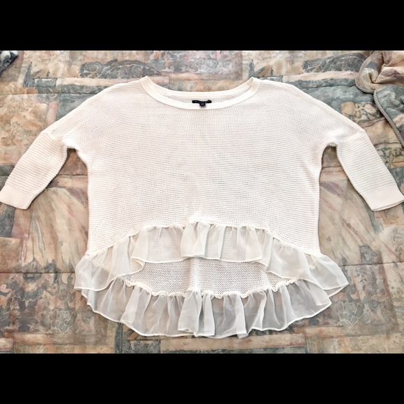 American Eagle Outfitters Sweaters - American Eagle Cream Ruffle Hi-Lo Hem Sweater (XS)